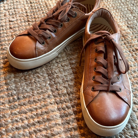 Taos Footwear Tan Leather Sneakers - Picture 6 of 11